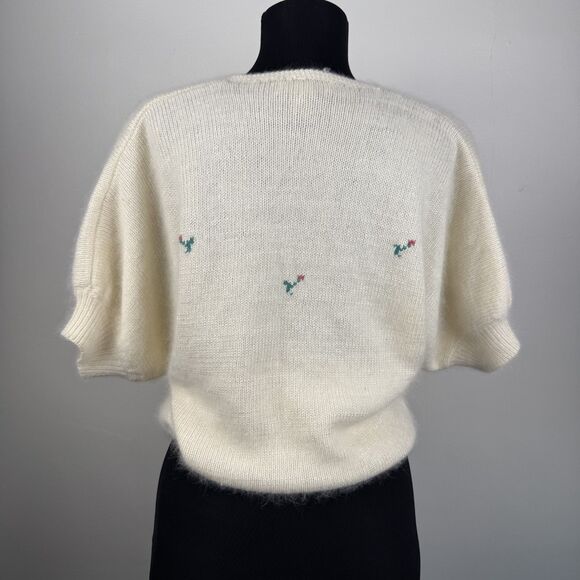 Vintage 80s 90s Angora Blend Floral Cardigan Short Sleeve, Made in Hong Kong - Picture 6 of 15